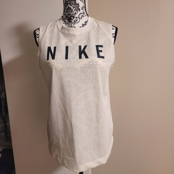 Nike Tops - New Nike muscle tee